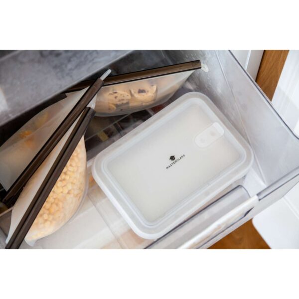 MasterClass 1.3 litre All-in-One Stainless Steel Food Storage Dish. 15.5cm x 22cm x 5.5cm